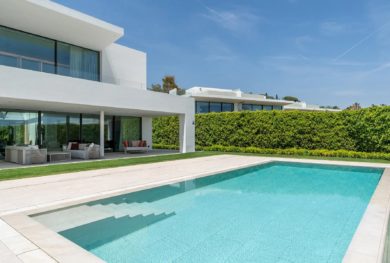 avangardnaja-villa-v-marbele-na-zolotoj-mile-v-neskolkih-shagah-ot-pljazha-i-puerto-banus_img_ 14