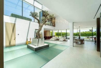 avangardnaja-villa-v-marbele-na-zolotoj-mile-v-neskolkih-shagah-ot-pljazha-i-puerto-banus_img_ 6
