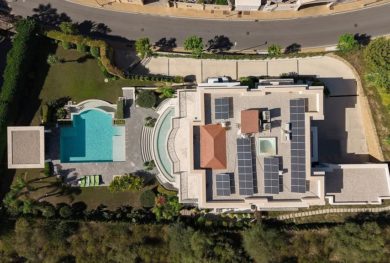 stilnaja-villa-v-klassicheskom-stile-s-panoramnym-vidom-na-more-i-pole-dlja-golfa-la-alqueria-benahavis_img_ 41