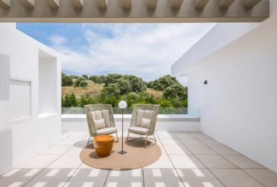 sovremennaja-villa-v-el-paraiso-estepona_img_ 18