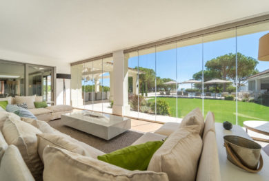roskoshnaja-villa-s-panoramnymi-vidami-na-more-i-golf-v-sotogrande-alto_img_ 30