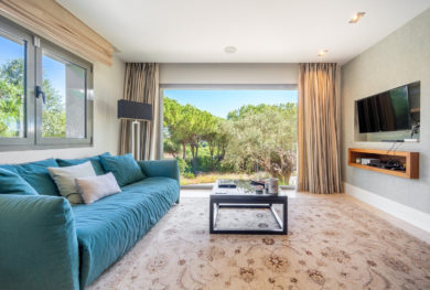 roskoshnaja-villa-s-panoramnymi-vidami-na-more-i-golf-v-sotogrande-alto_img_ 11