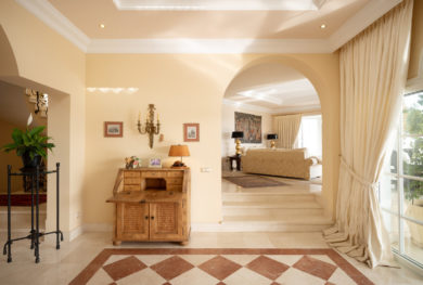 ekskljuzivnaja-villa-v-la-zagaleta-s-panoramnym-vidom-na-more-i-gibraltar_img_ 35